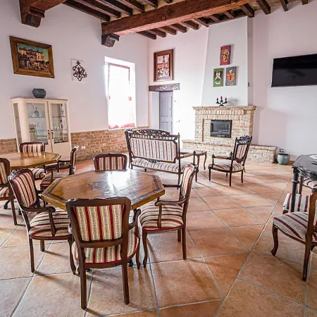 Bed & Breakfast Fermo Della Guazzona 3*