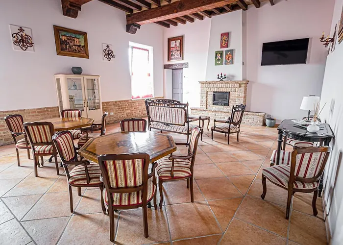 Bed and Breakfast Fermo Della Guazzona 3*